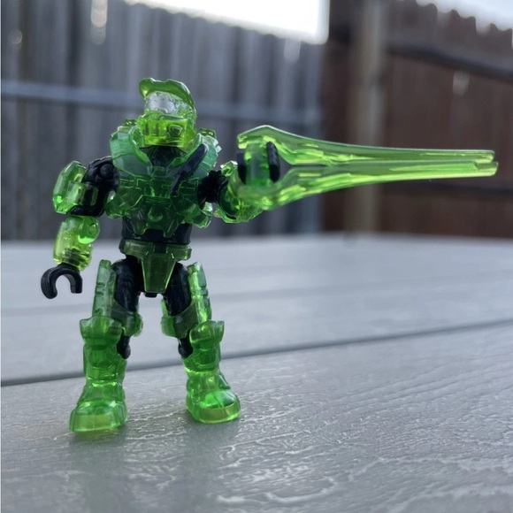 Green Action Figures Set - Picture 9 of 9